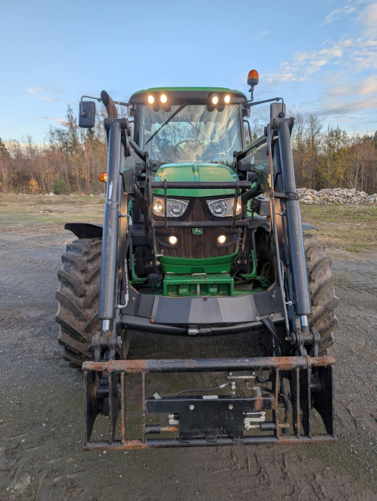 John Deere 6125M - tracteur agricole occasion France