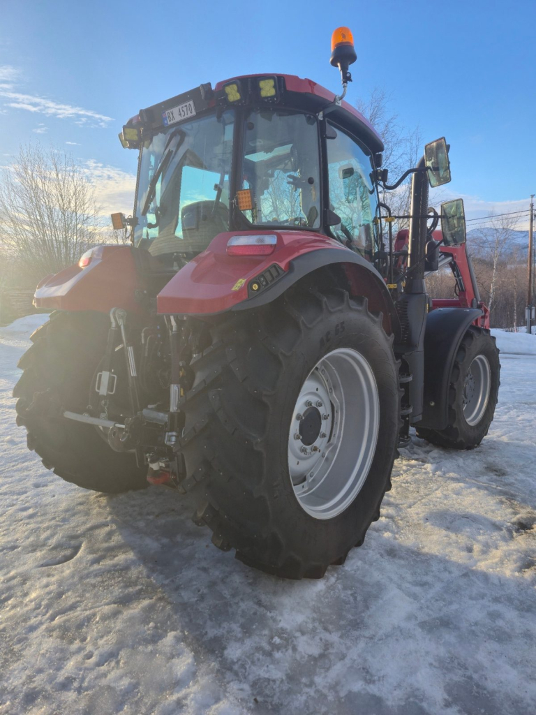 CASE IH Luxxum 120 - tracteur agricole occasion France