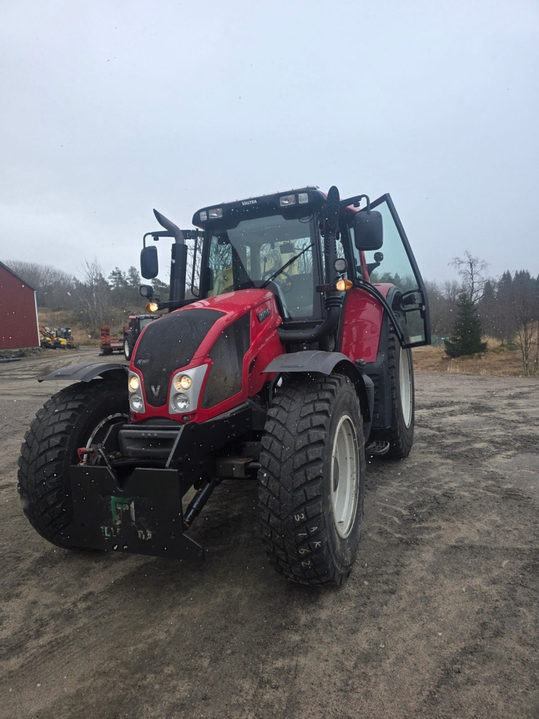 Valtra N 143 - tracteur agricole occasion France