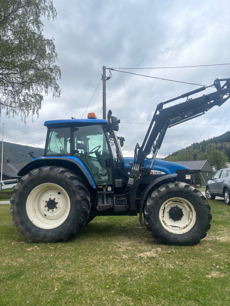 New Holland Tm 140 - tracteur agricole occasion France