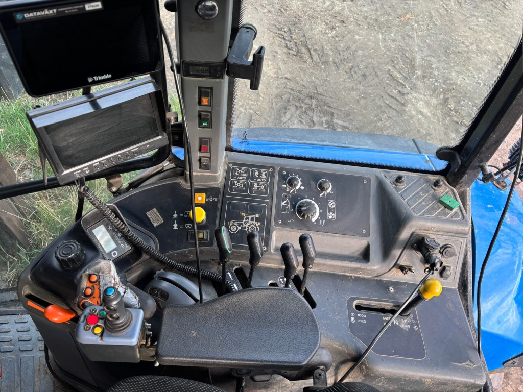 New Holland Tm 140 - tracteur agricole occasion France