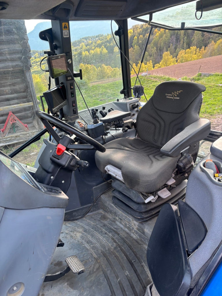 New Holland Tm 140 - tracteur agricole occasion France