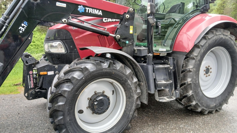 CASE IH Maxxum 130 EC. Multicontroller