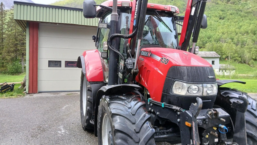 CASE IH Maxxum 130 EC. Multicontroller - tracteur agricole occasion France