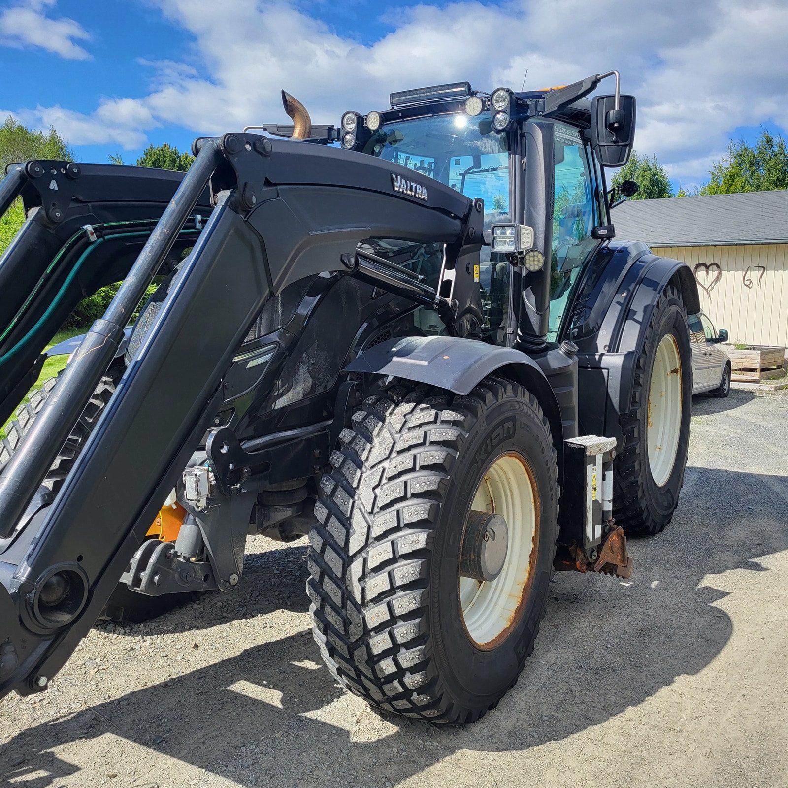 Valtra T- 234 - tracteur agricole occasion France