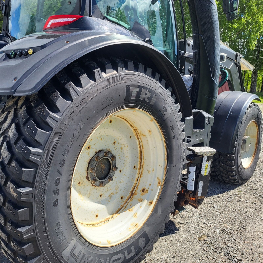 Valtra T- 234 - tracteur agricole occasion France