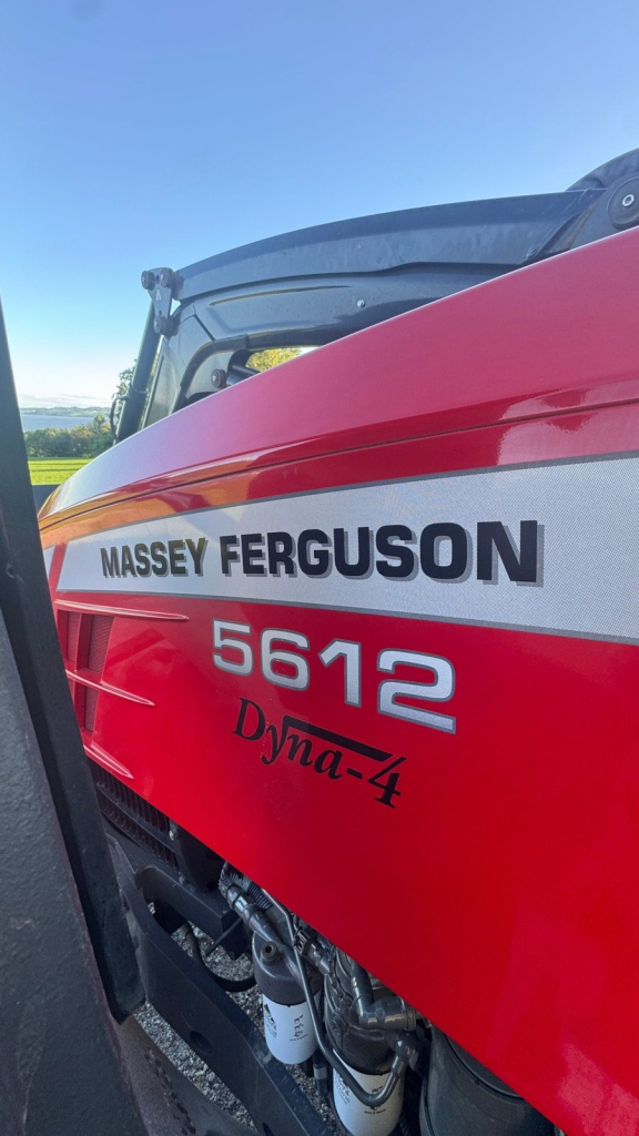 Massey Ferguson 5612 «Low-profile» Dyna-4 - tracteur agricole occasion France