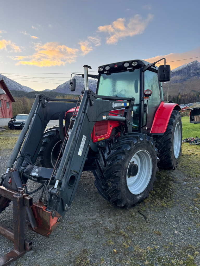 Massey Ferguson 6470, dynaskift 6