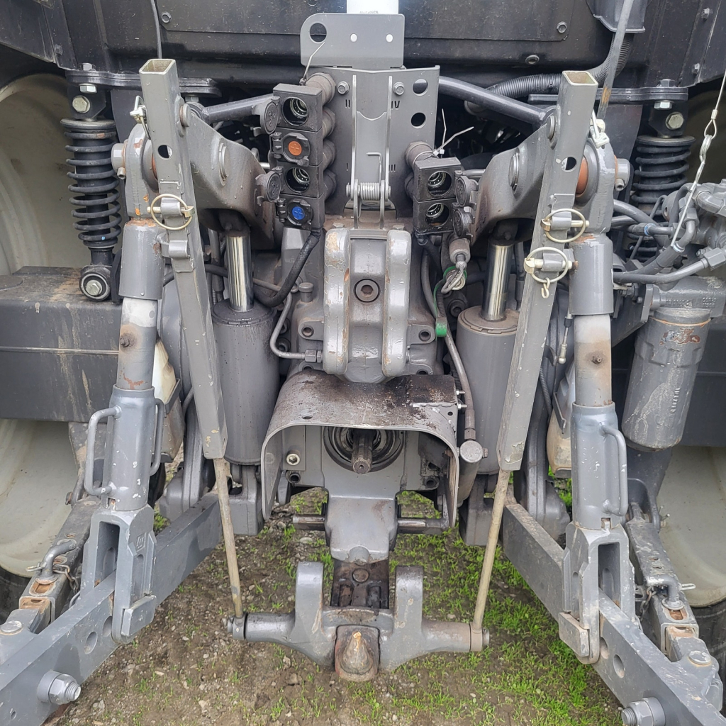 Valtra N-123 H3