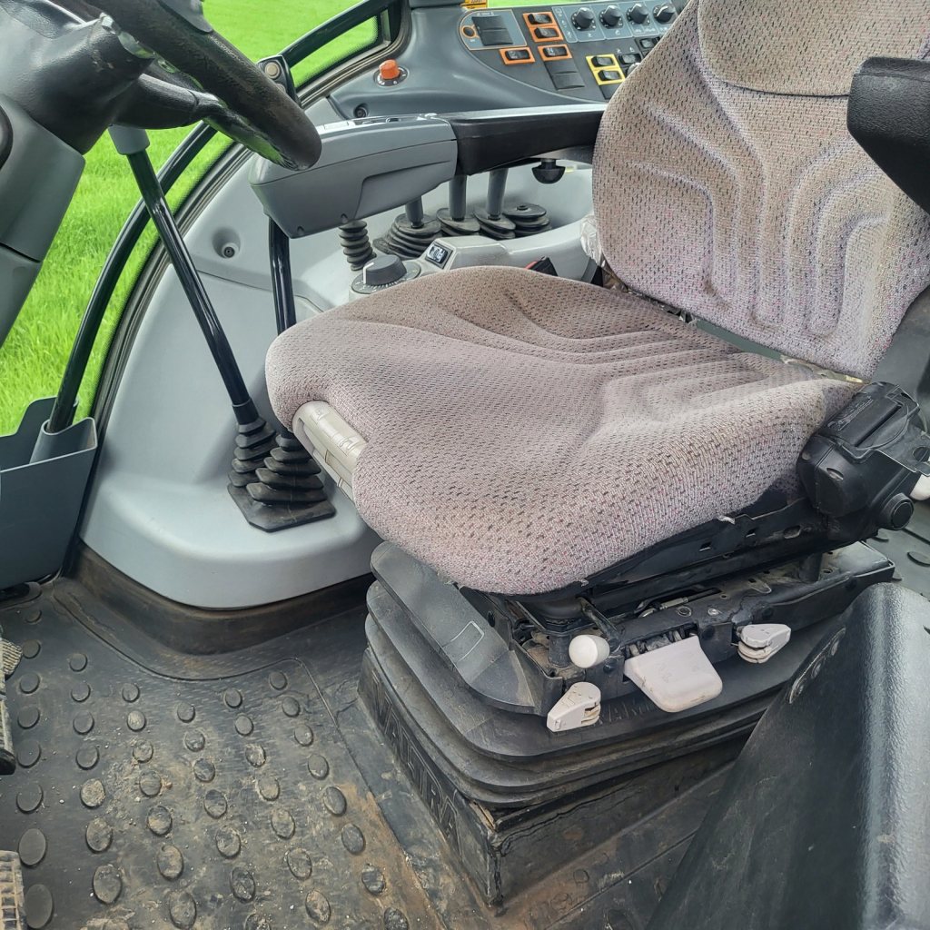 Valtra N-123 H3