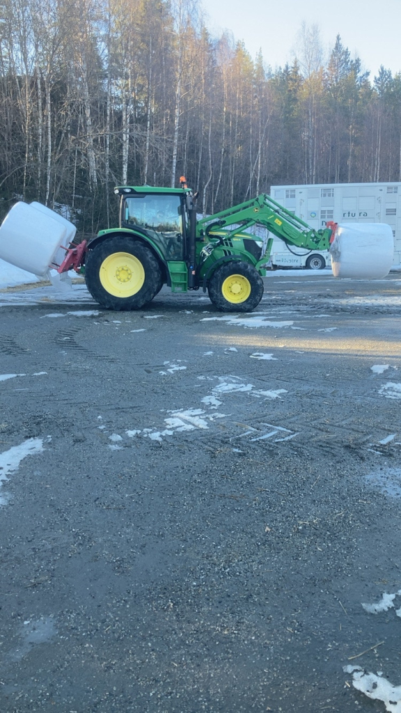 John Deere 6125R
