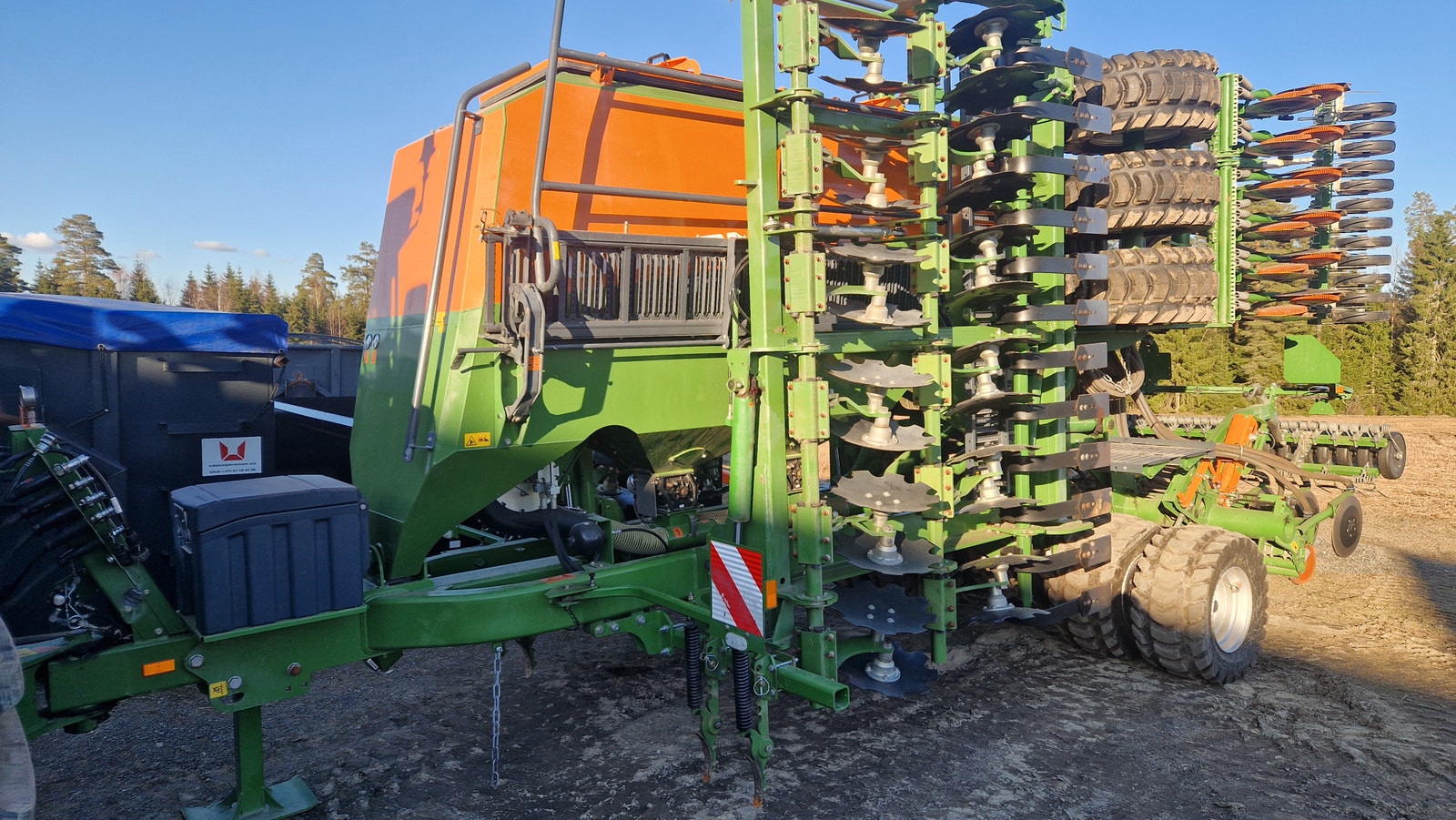 Pen AMAZONE CIRRUS 6003-2C kombimaskin selges