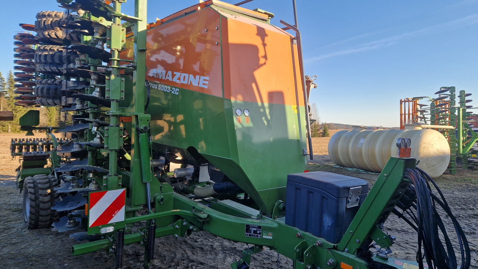 Pen AMAZONE CIRRUS 6003-2C kombimaskin selges
