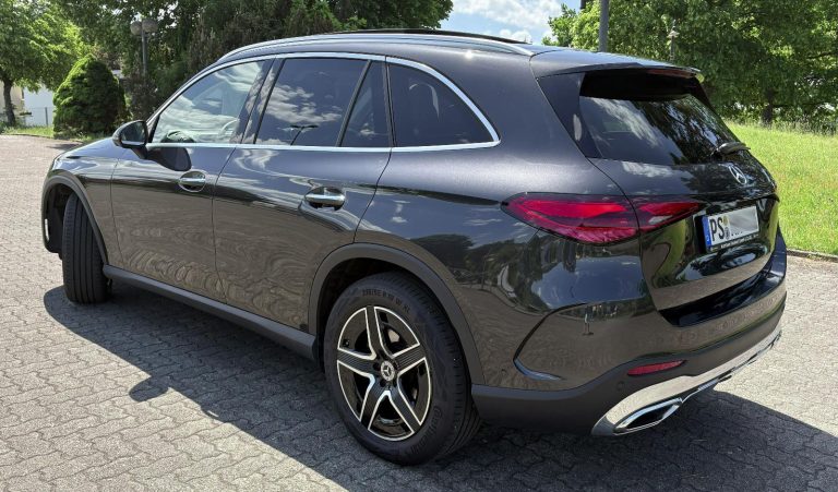 Mercedes-Benz GLC 220 d 4MATIC Autom HUD AHK BUR PANO