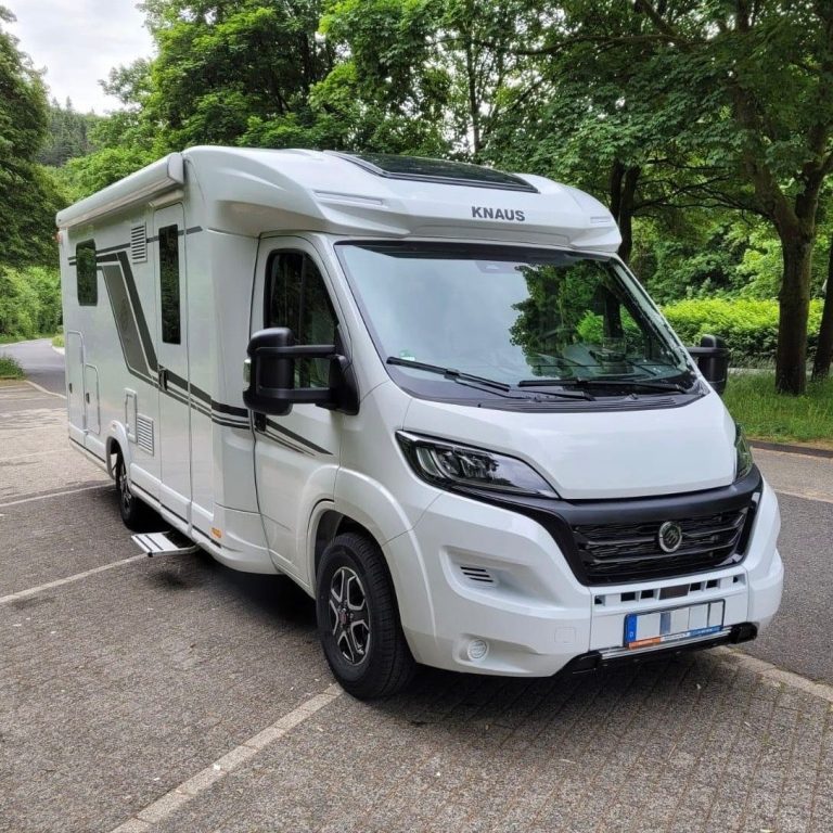 Knaus Sky TI 700 MEG